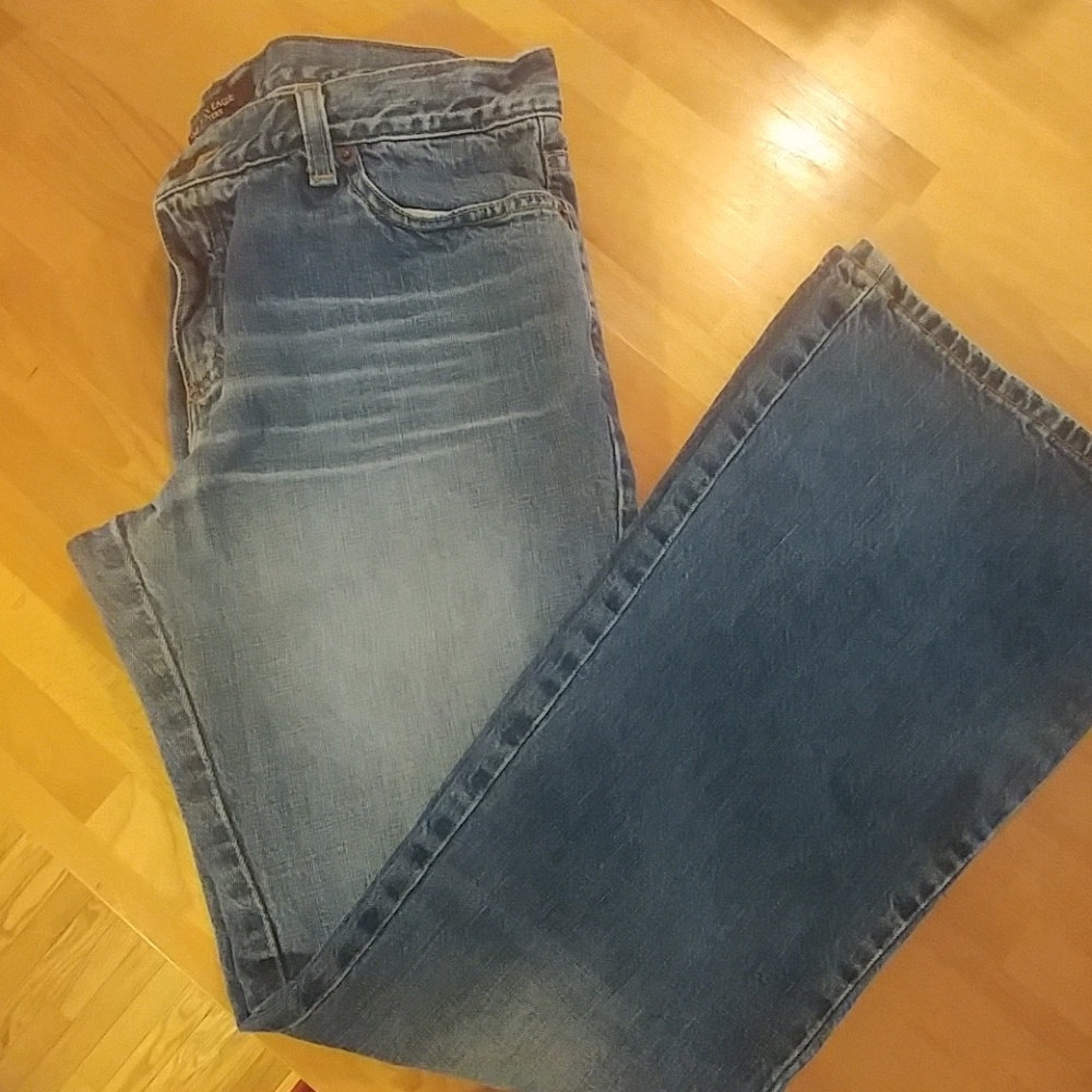 American Eagle Flare Leg Jeans